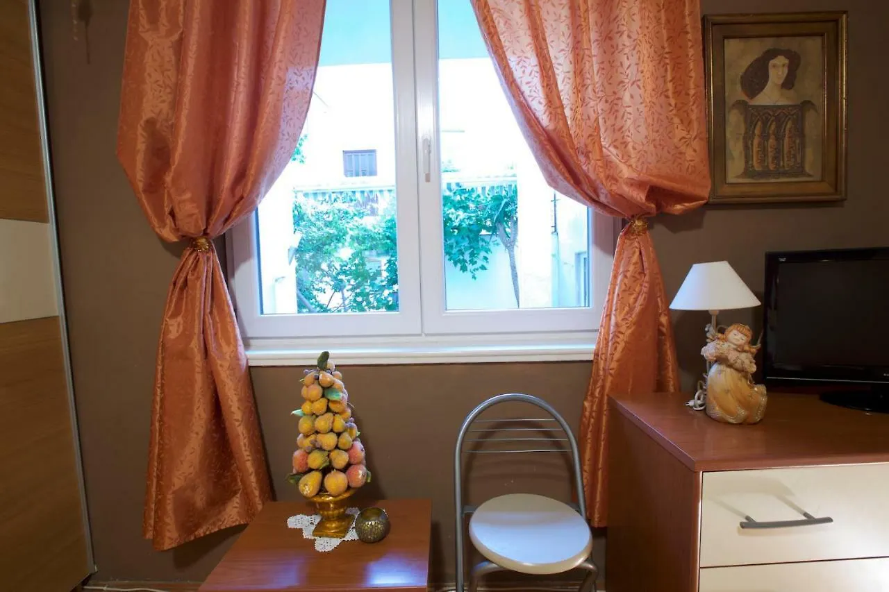 Apartment Goodmood Split 0*,  Chorvatsko